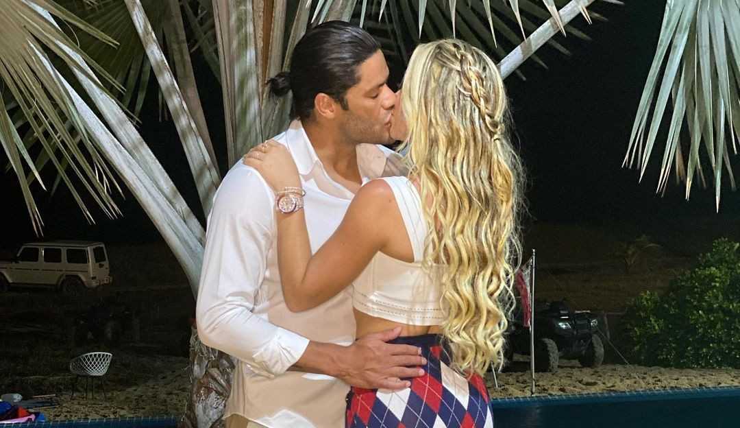 Jogador Hulk exibe tarde com sua esposa, sobrinha da sua ex