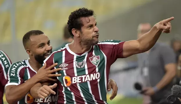 Com gol de marca histórica de Fred, Fluminense consegue a virada e ganha do Vila Nova na Copa do Brasil