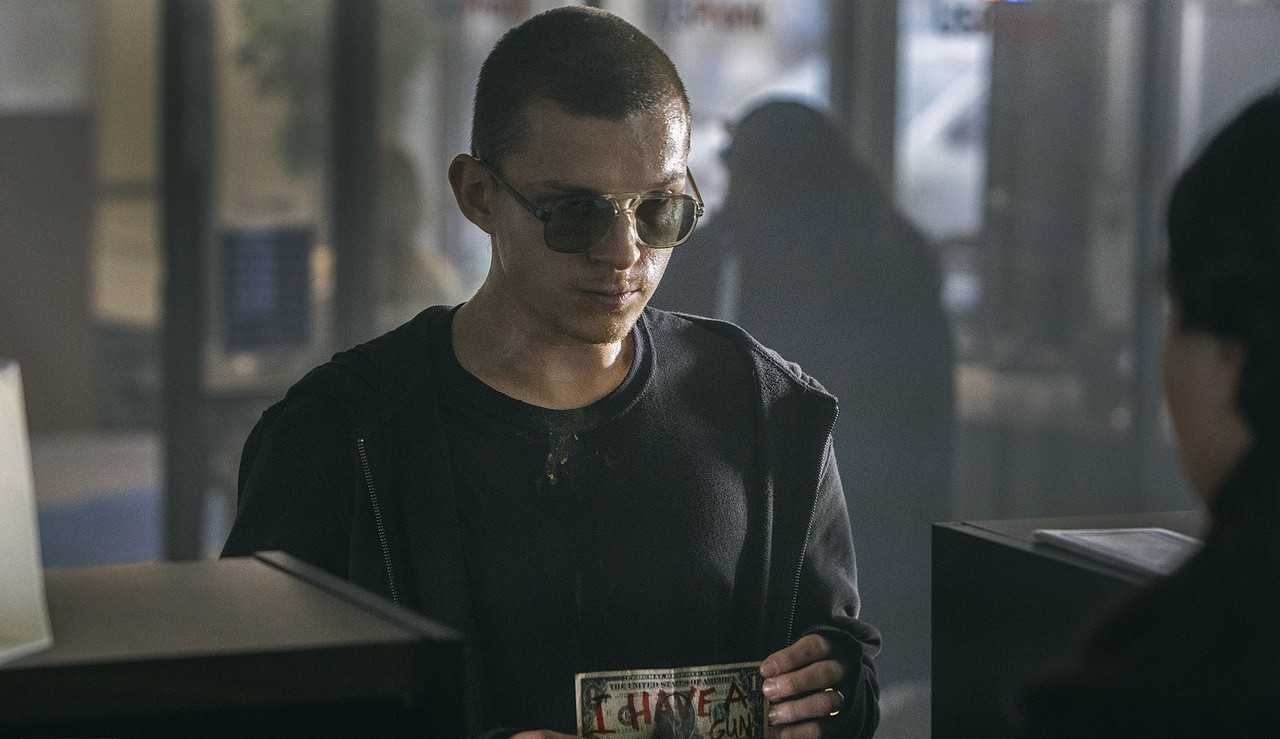 Tom Holland se alista para o exército americano em teaser de “/Cherry”/