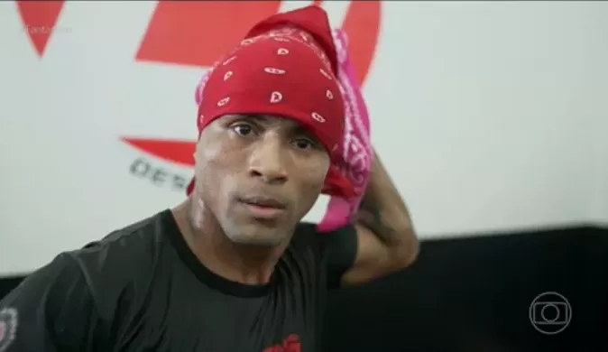 Primeiro lutador gay de MMA sonha com chance de competir em grandes eventos
