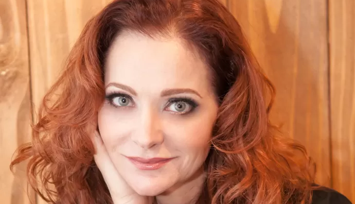 Em entrevista, Alexandra Richter celebra convite para volta a TV: “veio me dando um alento”