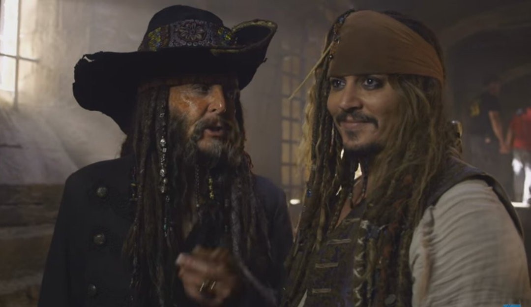 Paul McCartney mostra imagens de Johnny Depp durante show, em um possível apoio ao ator