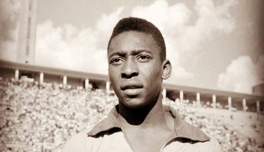 Netflix anuncia o lançamento do documentário “/Pelé”/