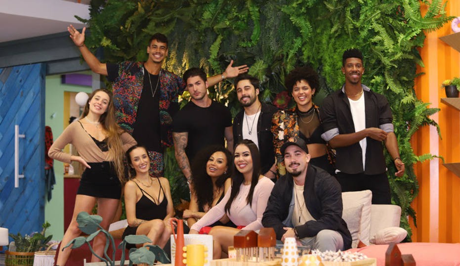 Túnel do Amor: Reality deixa o clima quente na televisão e dá o que falar na web