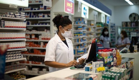 Criminosos compram registros de farmácias credenciadas para aplicar golpes e desviar dinheiro público