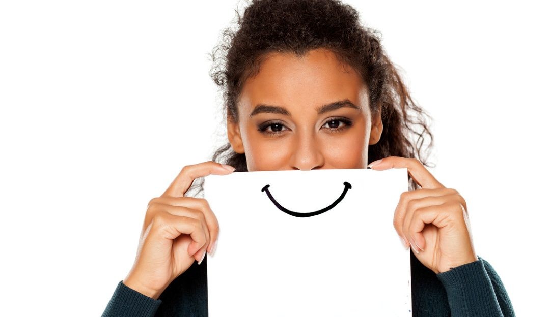 Positividade tóxica: entenda o lado negativo das vibrações positivas