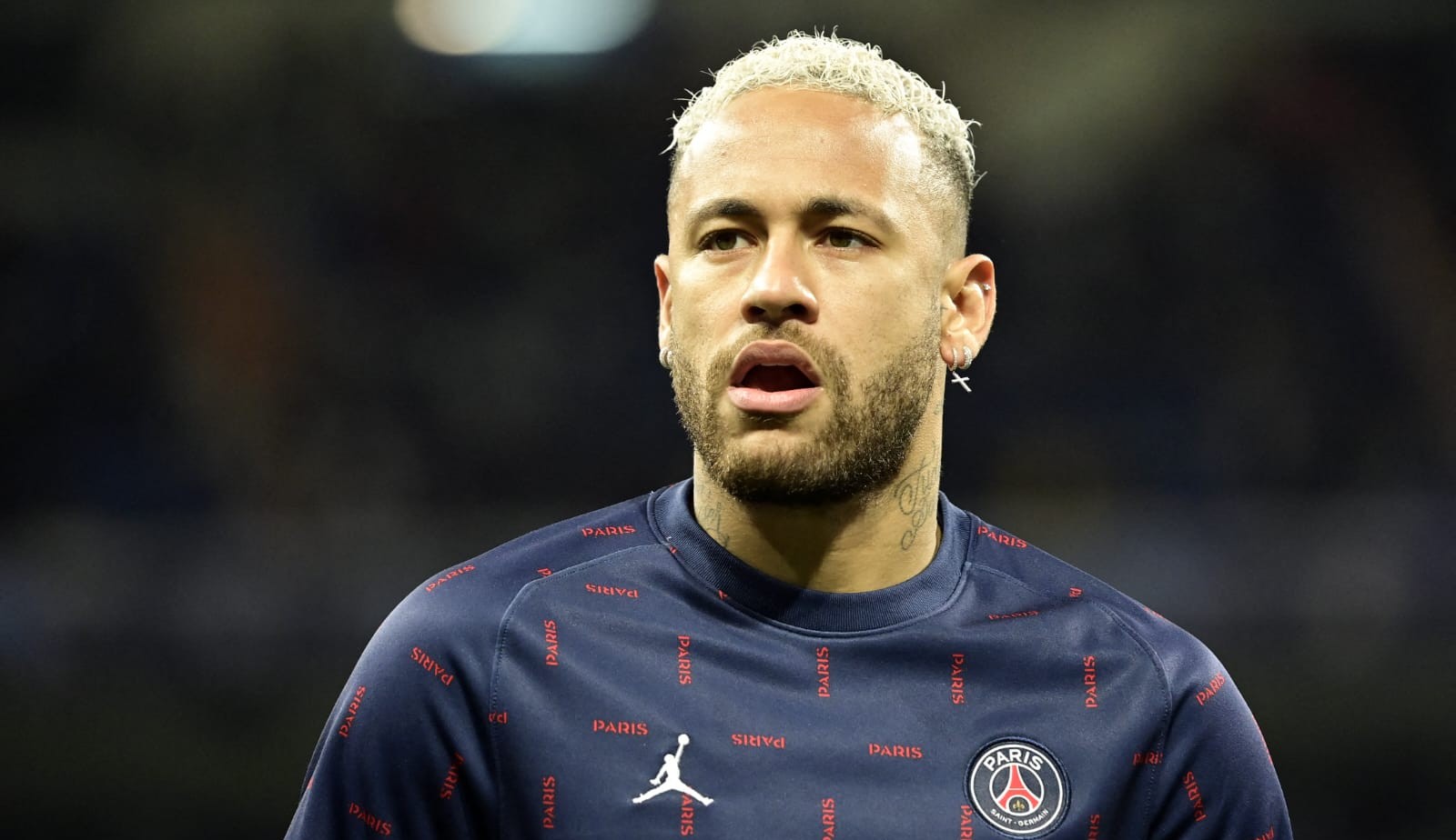 PSG planeja negociar Neymar, diz jornalista