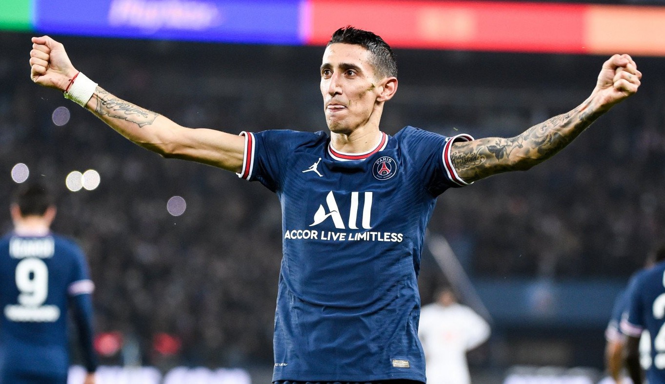 Di Maria se despede do PSG com título e choro
