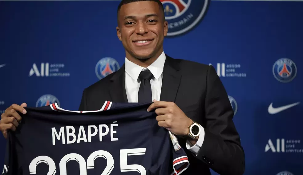 Mbappé: fim de novela com Real Madrid e revelação de conversa com Liverpool