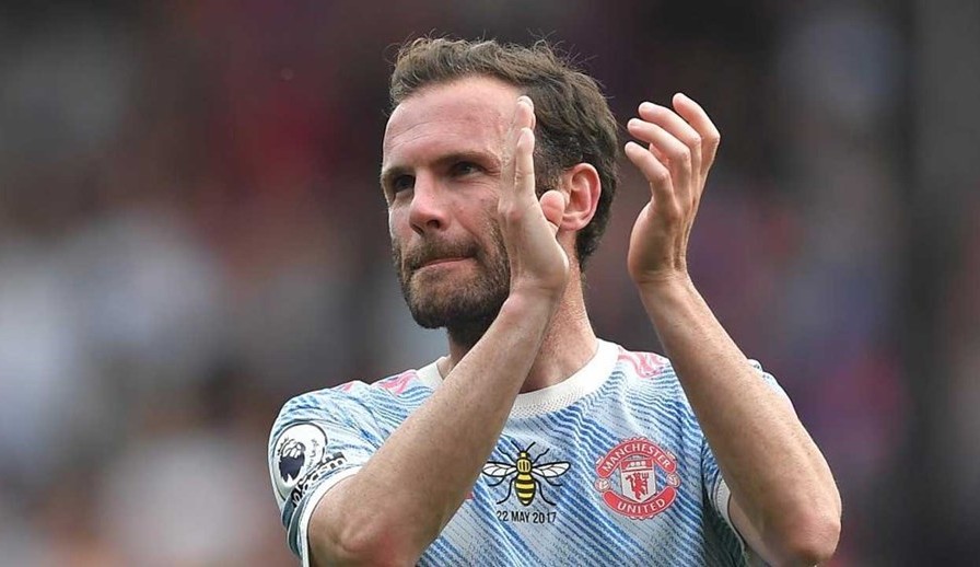 Juan Mata se despede do Manchester United após 8 anos de clube