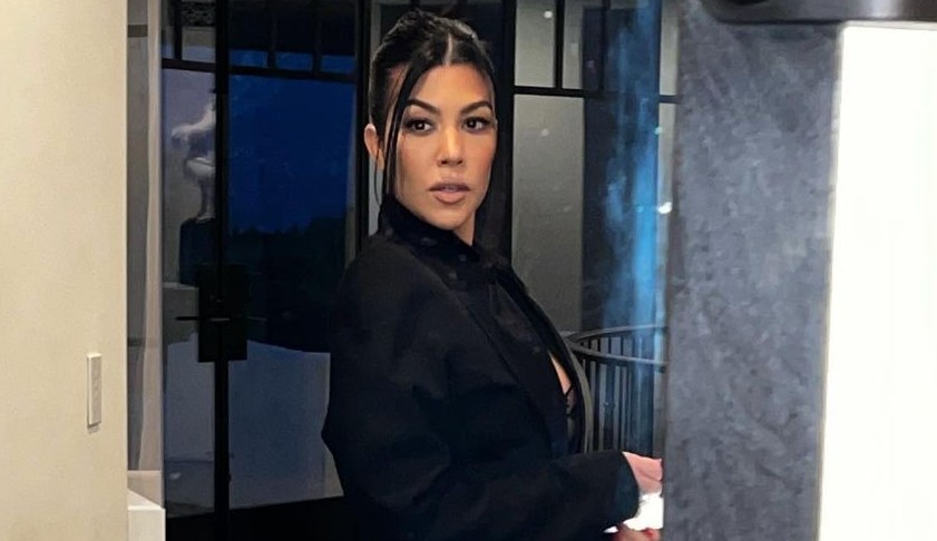 Kourtney Kardashian se chateia com editores do reality The Kardashians