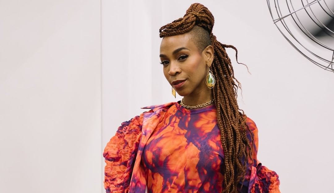 Karol Conká revela ser sapiossexual e diz não se lembrar de beijar Bill Araújo