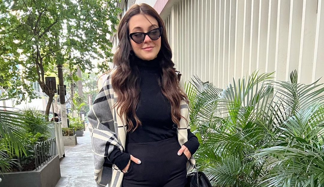Klara Castanho recebe apoio de famosos