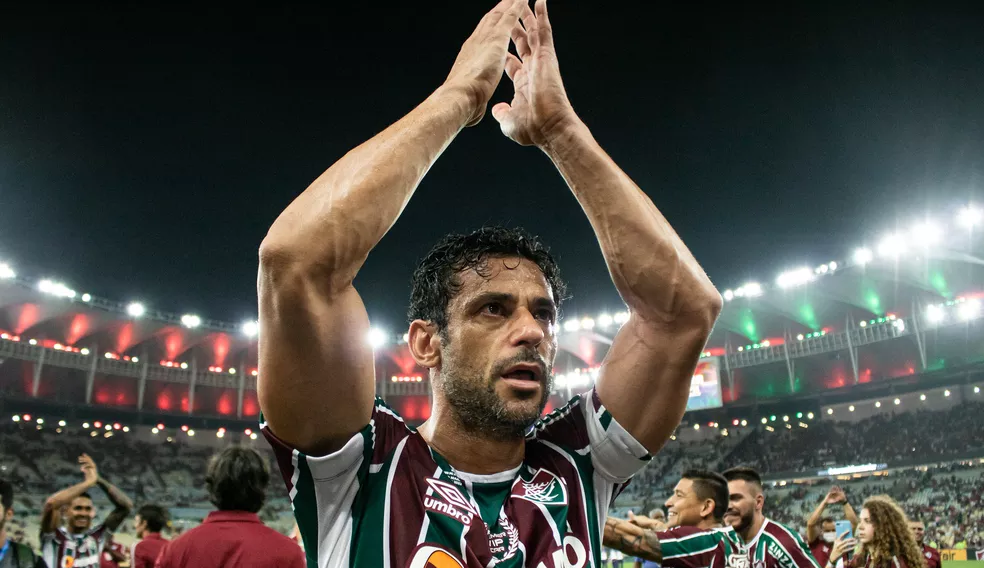 Após 19 anos de carreira, Fred se despede do futebol