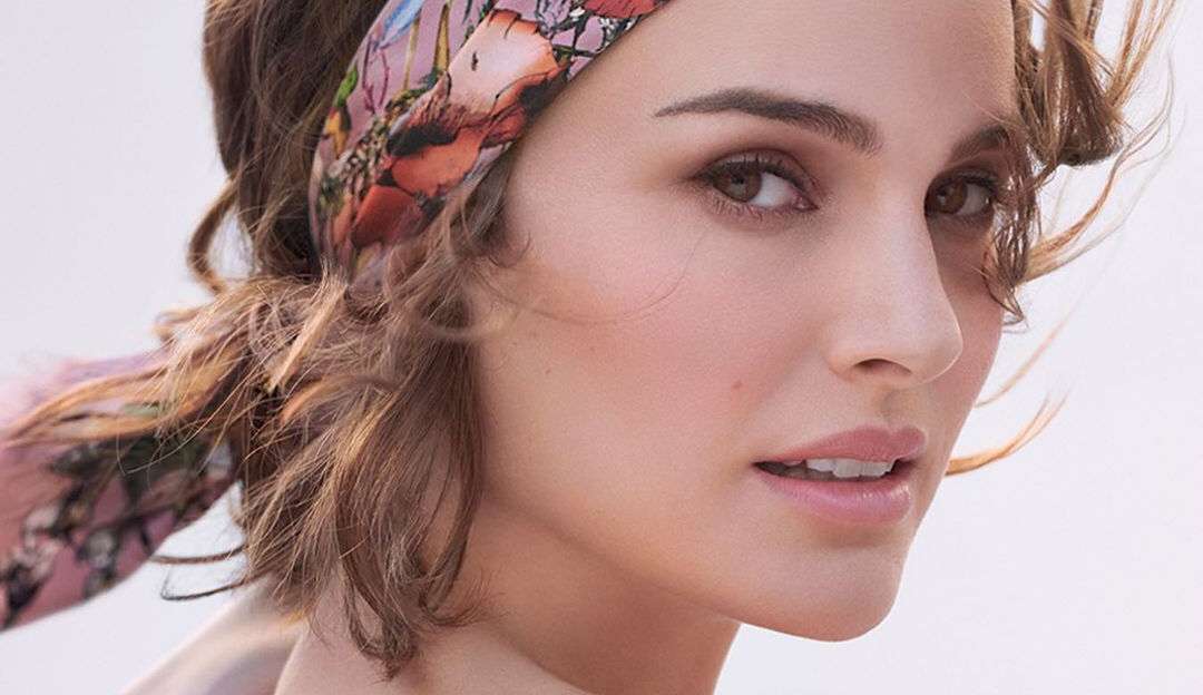 Natalie Portman desabafa sobre sexualização que sofreu pela mídia na adolescência
