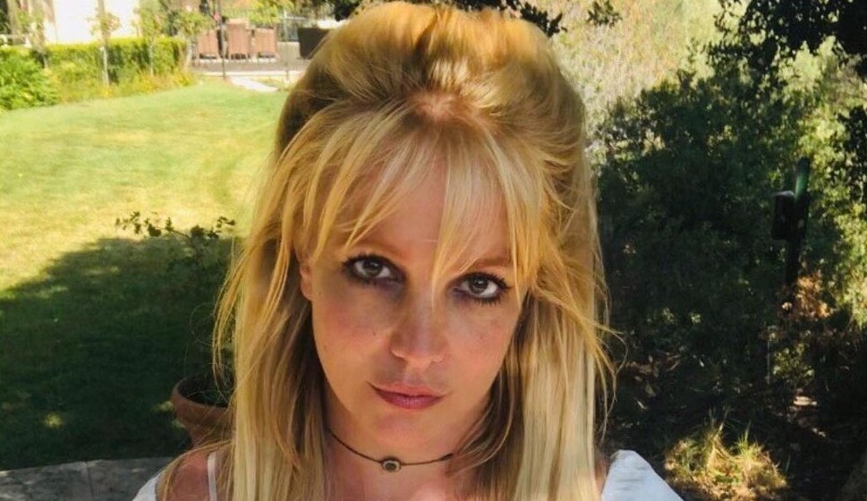 Britney Spears acusa mãe de abuso e planejamento de tutela