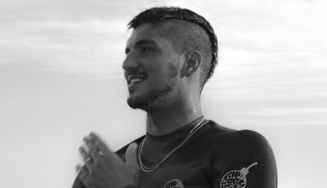 Gabriel Medina faz graça com fala polêmica de Caio Castro