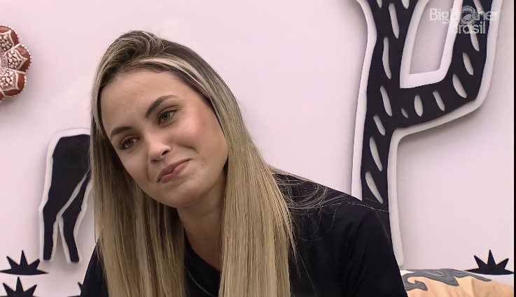 BBB 21: Gilberto e Sarah conversam sobre suposto impeachment