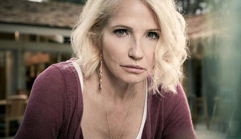 Denúncias de Ellen Barkin contra ator Johnny Depp são divulgados pela mídia