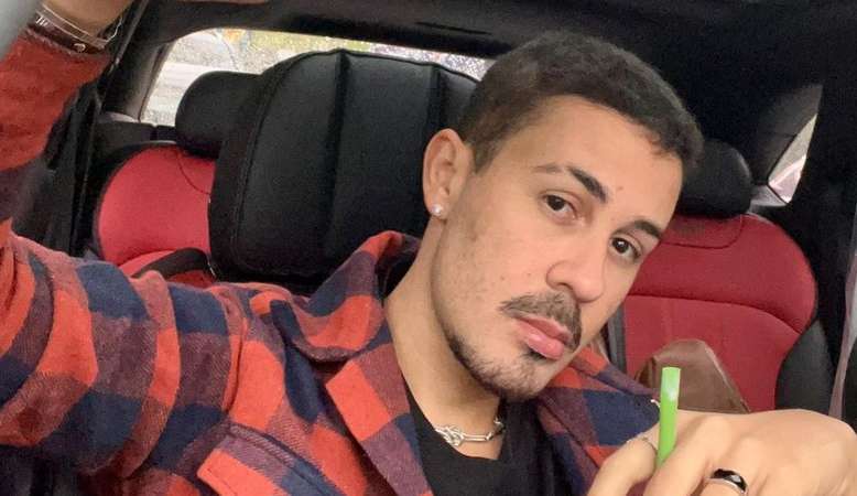 Após polícia recuperar relógio de luxo de Carlinhos Maia, humorista diz querer se livrar do objeto