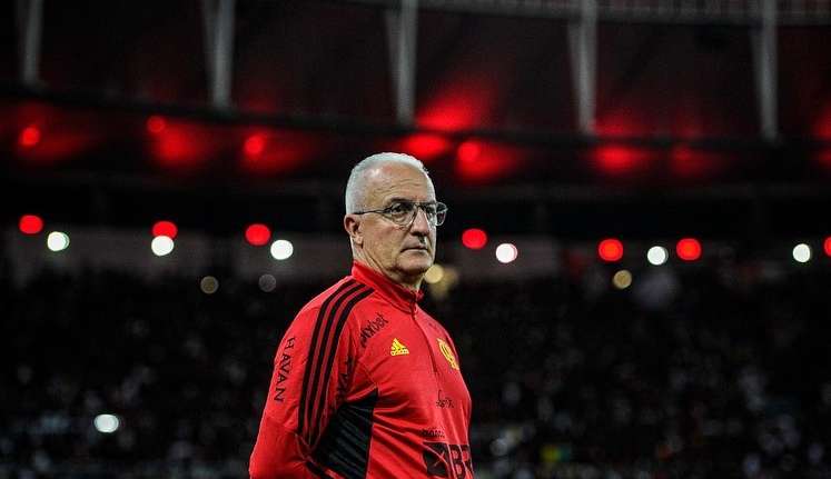 Dorival Junior aciona a Justiça cobrando R$1,8 milhões do Athletico-PR por demissão