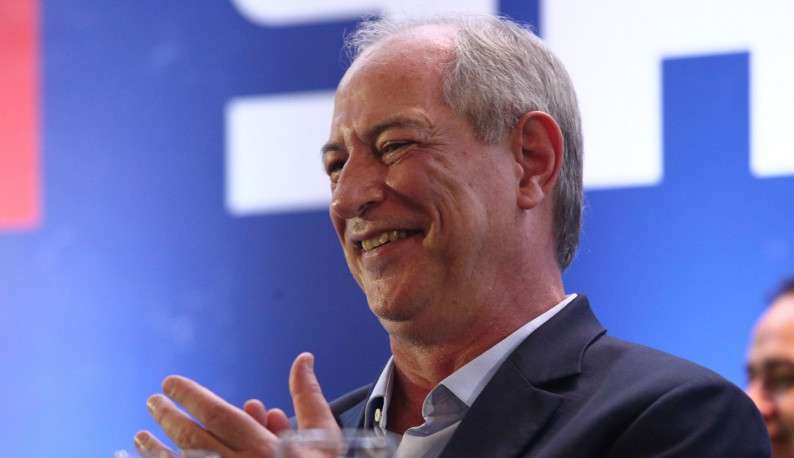 Ministro do TSE manda remover site mal intencionado sobre Ciro Gomes