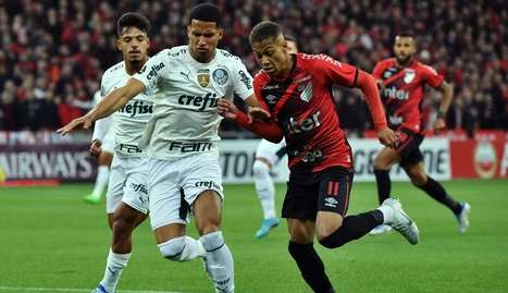 Atlhético-PR vence o Palmeiras pela Libertadores e vai com vantagem para o jogo de volta