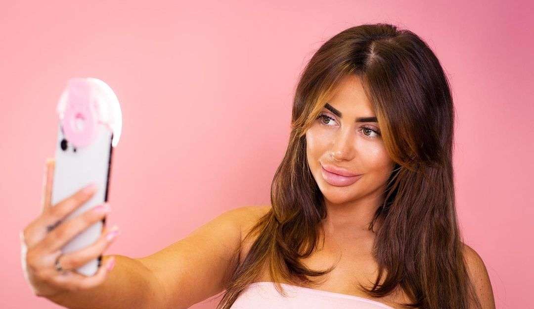 Ex participante de reality diz que se sentiu mutilada após procedimento