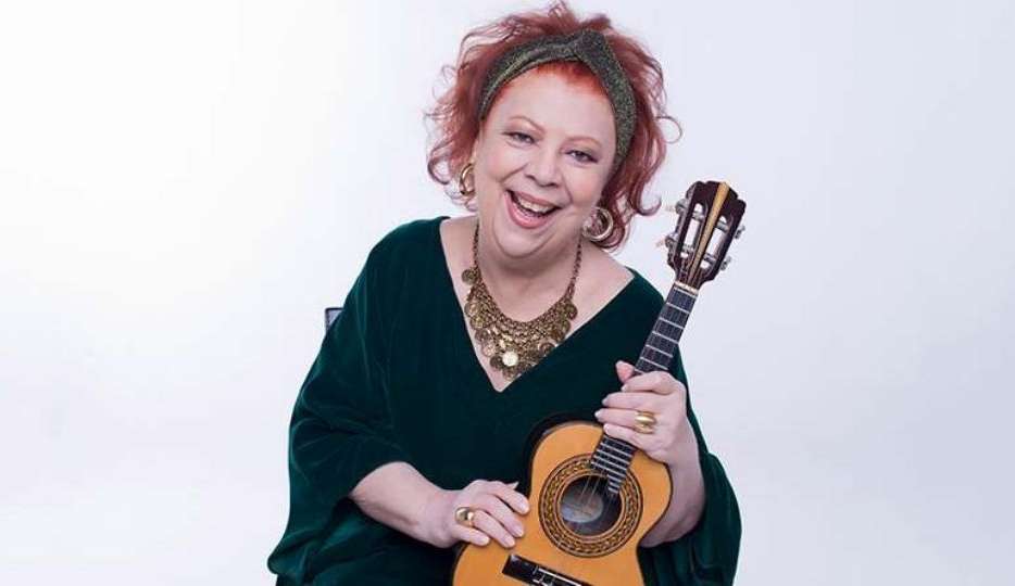 Filha de Beth Carvalho critica o uso da música da mãe em vídeo bolsonarista