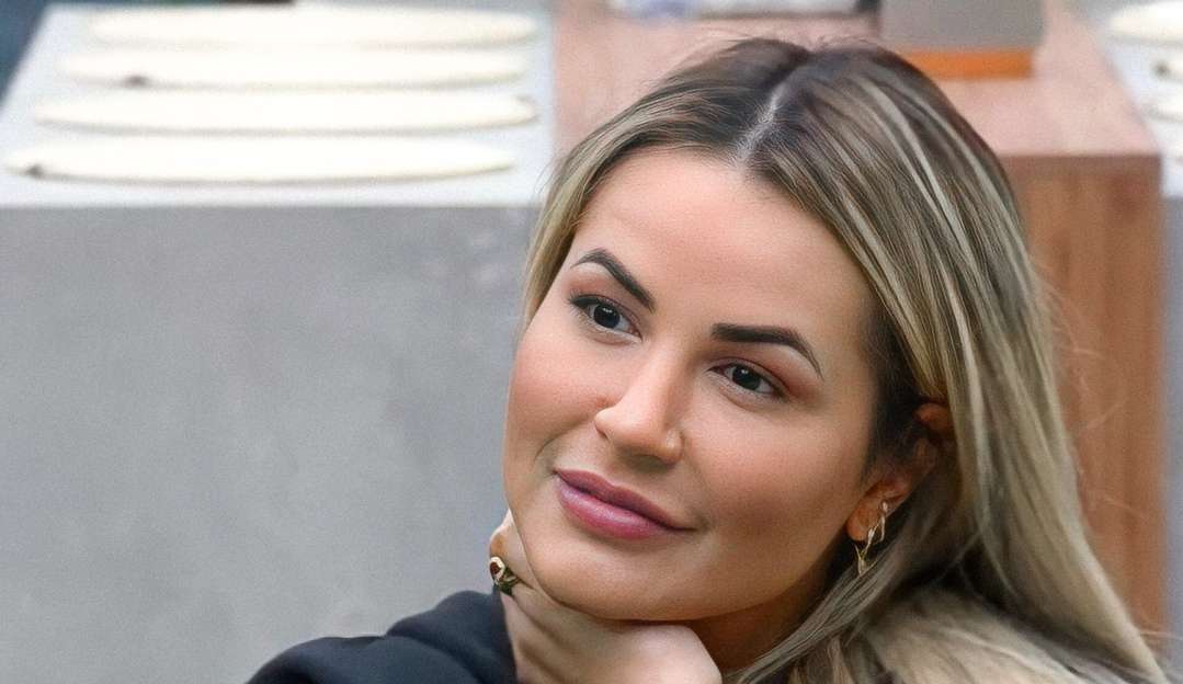 Deolane Bezerra acusa peões de fugir de tarefas em “A Fazenda”