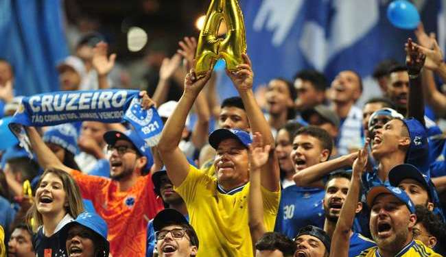 Cruzeiro garante acesso para a Série A mais rápido da história