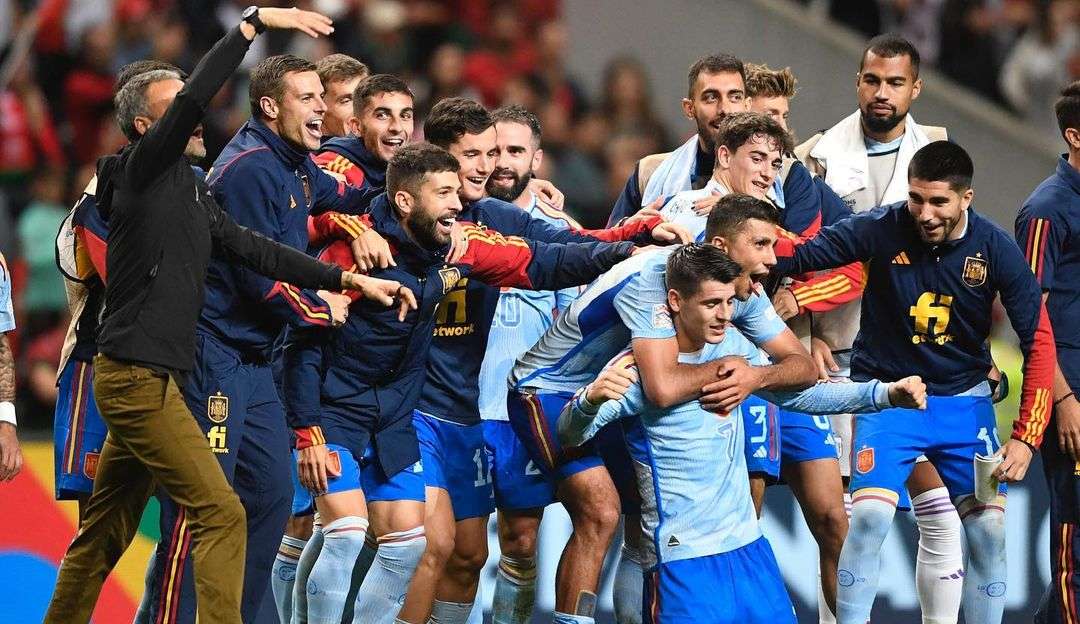Morata marca em clássico ibérico e põe Espanha nas semis da Nations