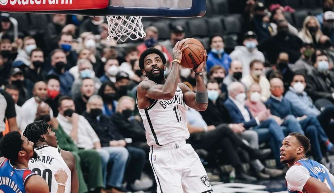 Kyrie Irving perde contrato de 100 milhões por se recusar a se vacinar