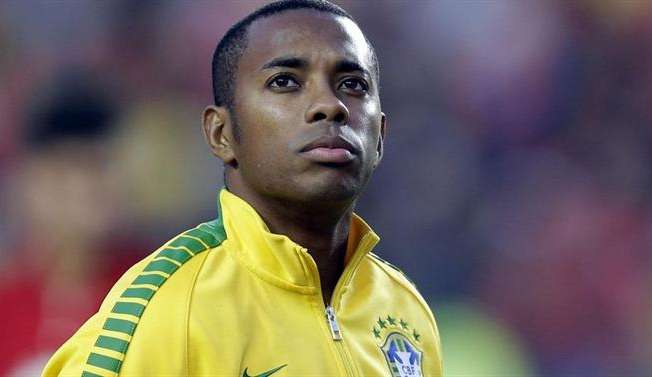 Itália pede ao Brasil extradição de Robinho, condenado por estupro