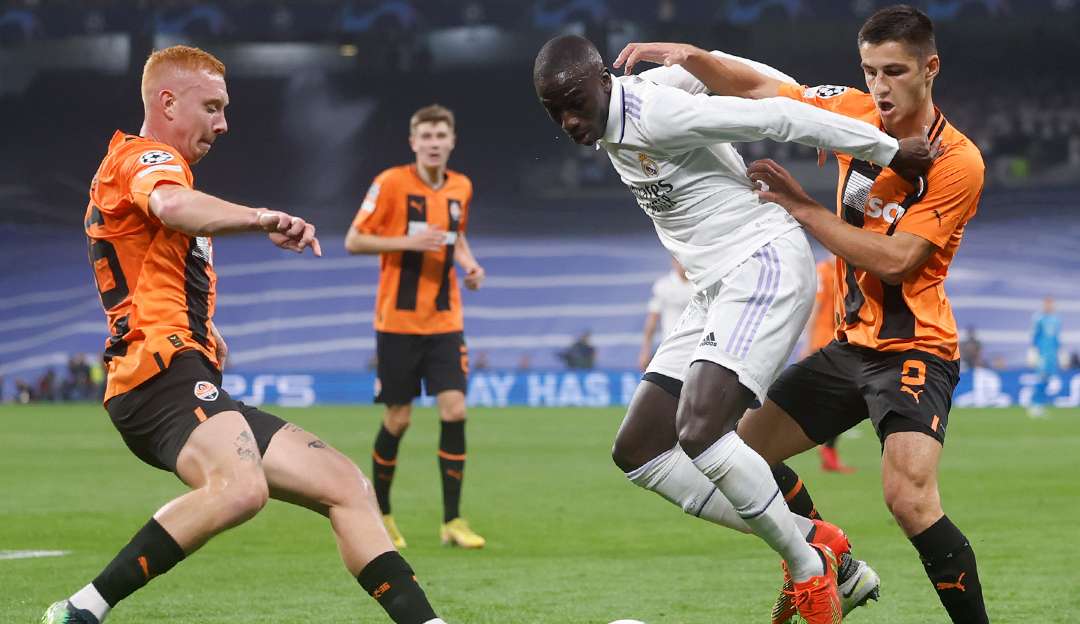 Real vence o Shakhtar e segue invicto na Champions