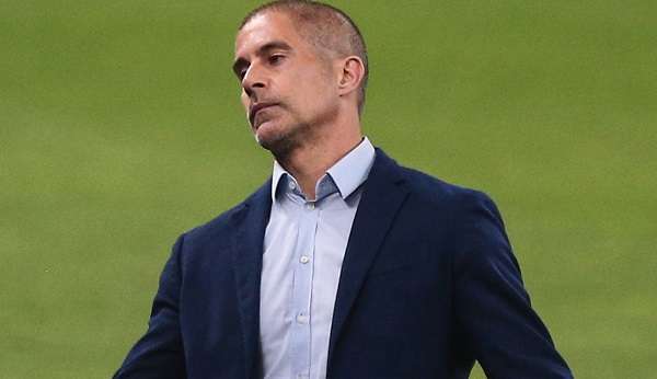 Sylvinho faz análise do período em que comandou o Corinthians
