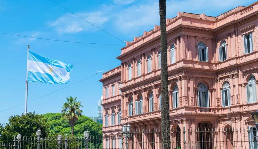 Países para conhecer com a moeda desvalorizada