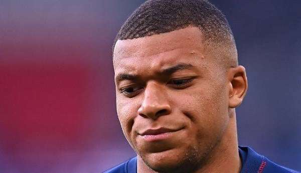PSG não cumpre promessas e Mbappé ameaça sair