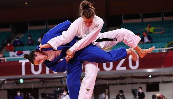 Mayra Aguiar volta a ser número um do mundo no judô feminino