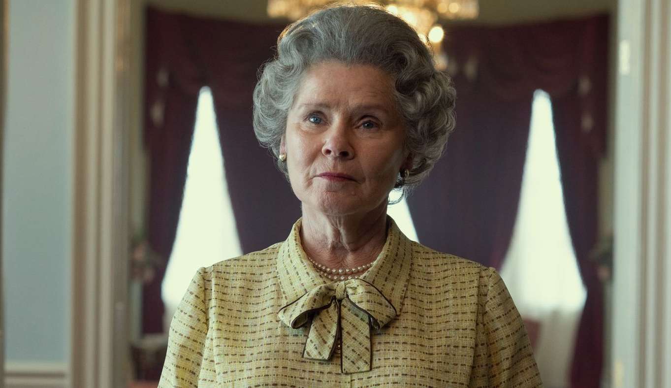 Novas imagens revelam detalhes da 5ª temporada de “The Crown”