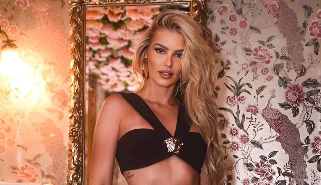 Yasmin Brunet nega acusação de envolvimento com tráfico de mulheres