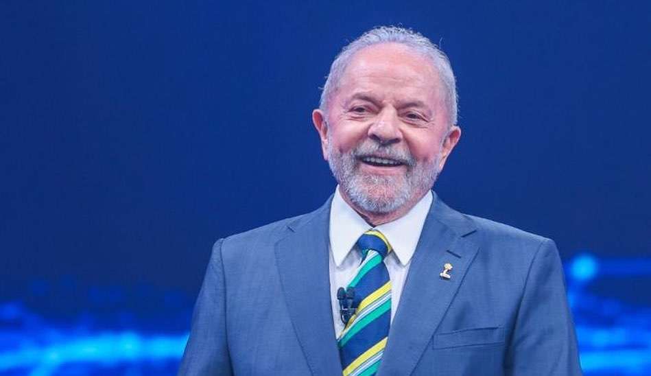 Luiz Inácio Lula da Silva é o novo presidente do Brasil