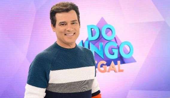 Celso Portiolli tranquiliza fãs após faltar em Teleton