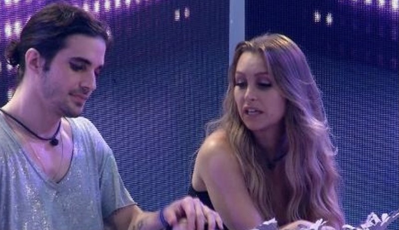 Fiuk sobre relação de Carla e Arthur: “Você precisa questionar”