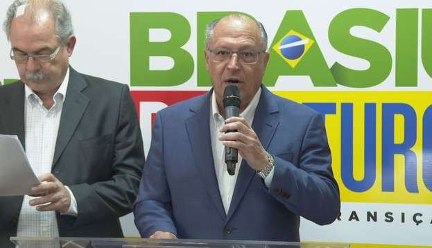 Alckmin anuncia novos nomes da equipe de transição