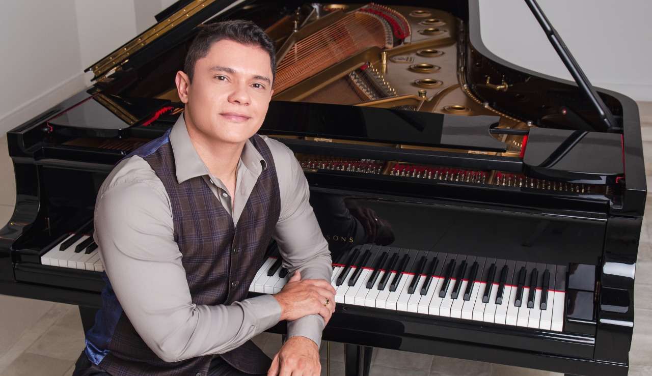 Novo CD do pianista Aleyson Scopel dedicado à obra de Almeida Prado
