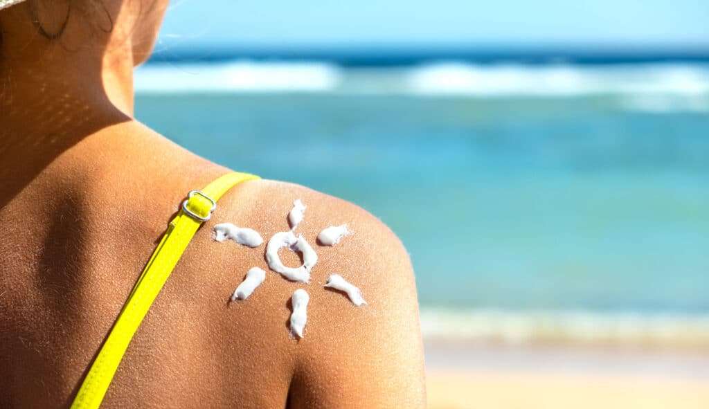 Pode ou não fazer cirurgia plástica no verão? Descubra agora as vantagens e desvantagens