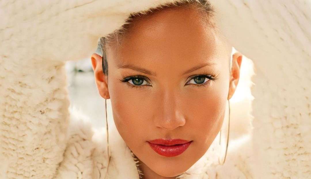 Jennifer Lopez apaga todo o conteúdo do seu perfil no instagram