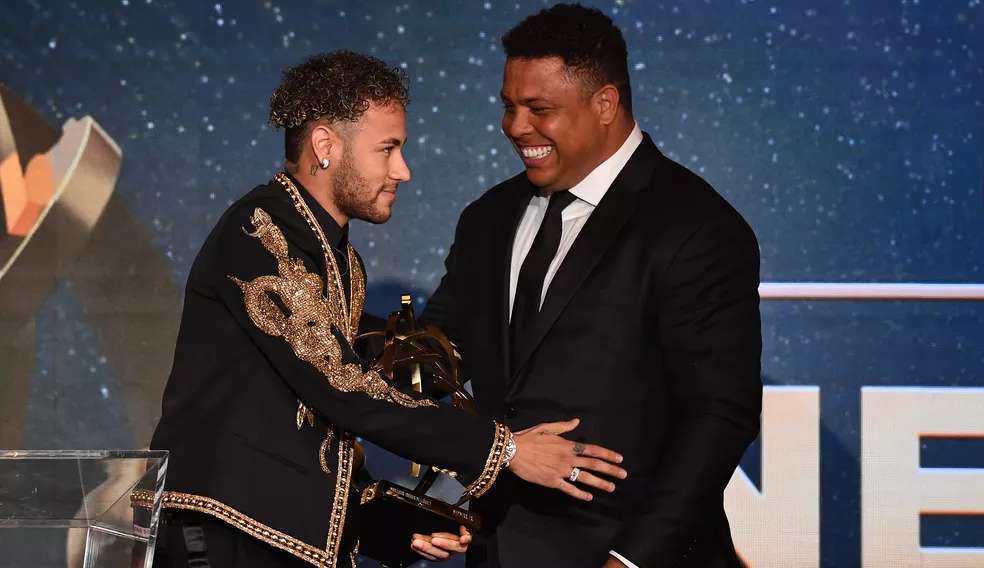 Em carta aberta Ronaldo Fenômeno defende Neymar