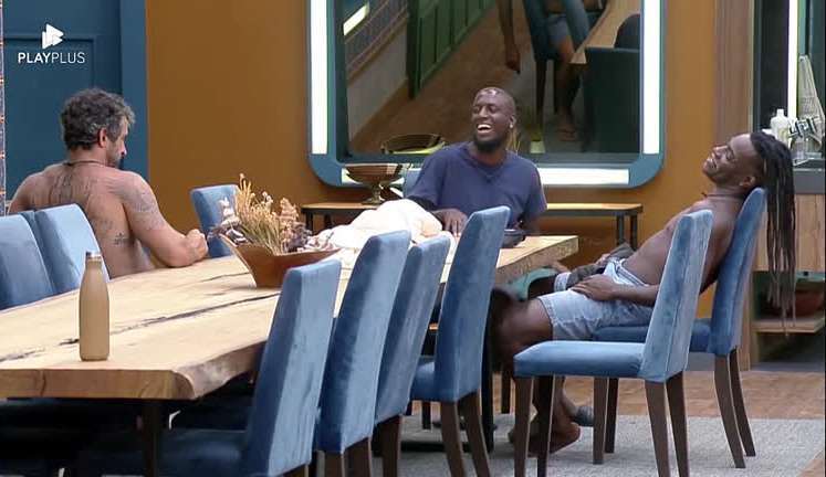 “A Fazenda 14” André e Pelé fazem paródia sobre o reality